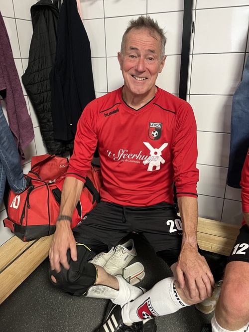 Union vets zwaaien Leo uit met kleine nederlaag tegen HBV: 3-4